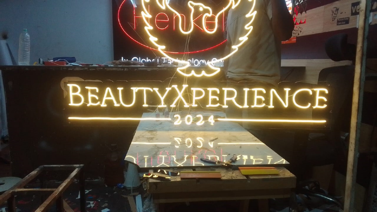Neon Signage1