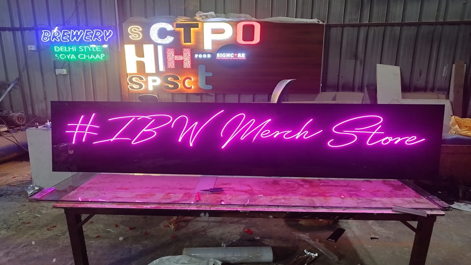 Neon Signage2